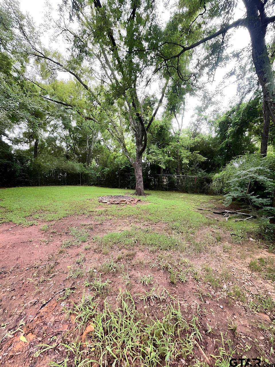 Troup, TX 75789,106 E CALVERT ST