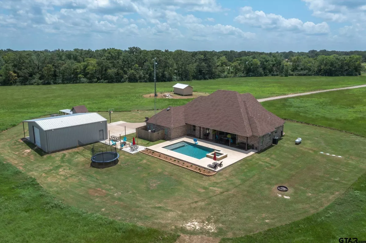 Grand Saline, TX 75140,380 VZ County Road 1832