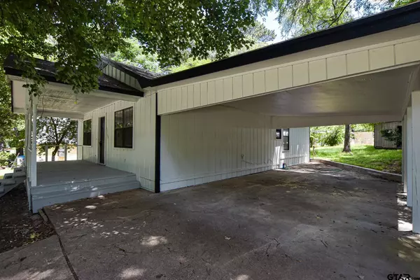 Flint, TX 75762,17169 CR 1182