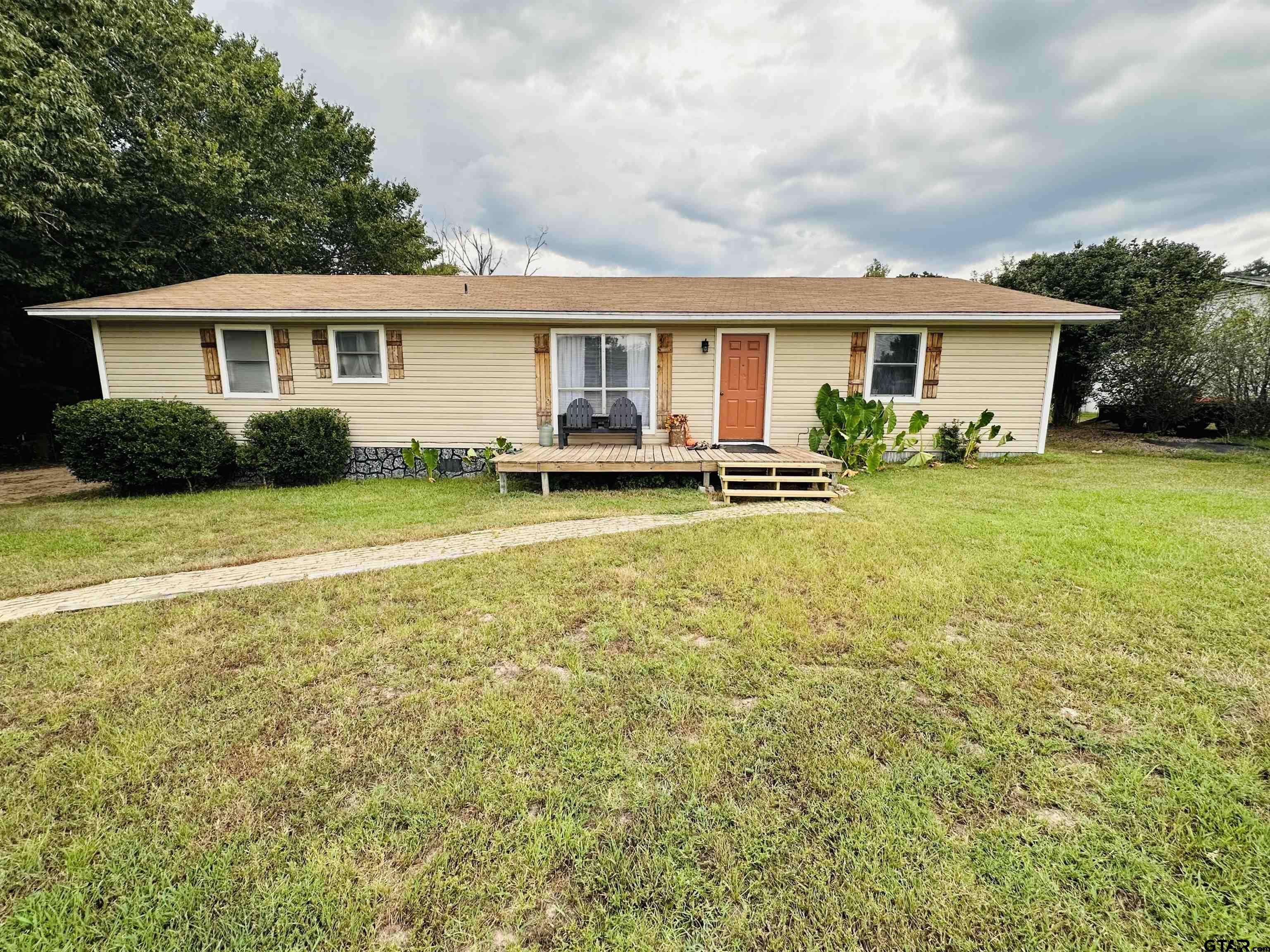 1321 W FM 515, Winnsboro, TX 75494