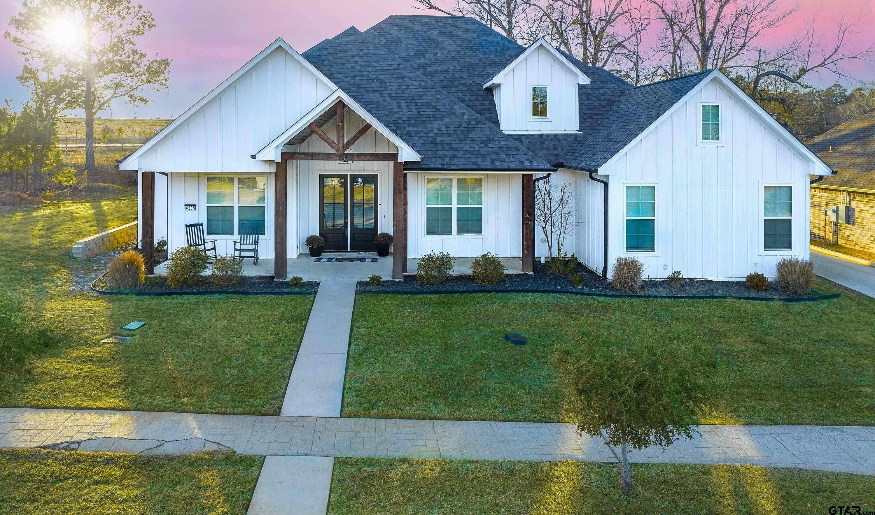 4205 Savannah Hills, Longview, TX 75605