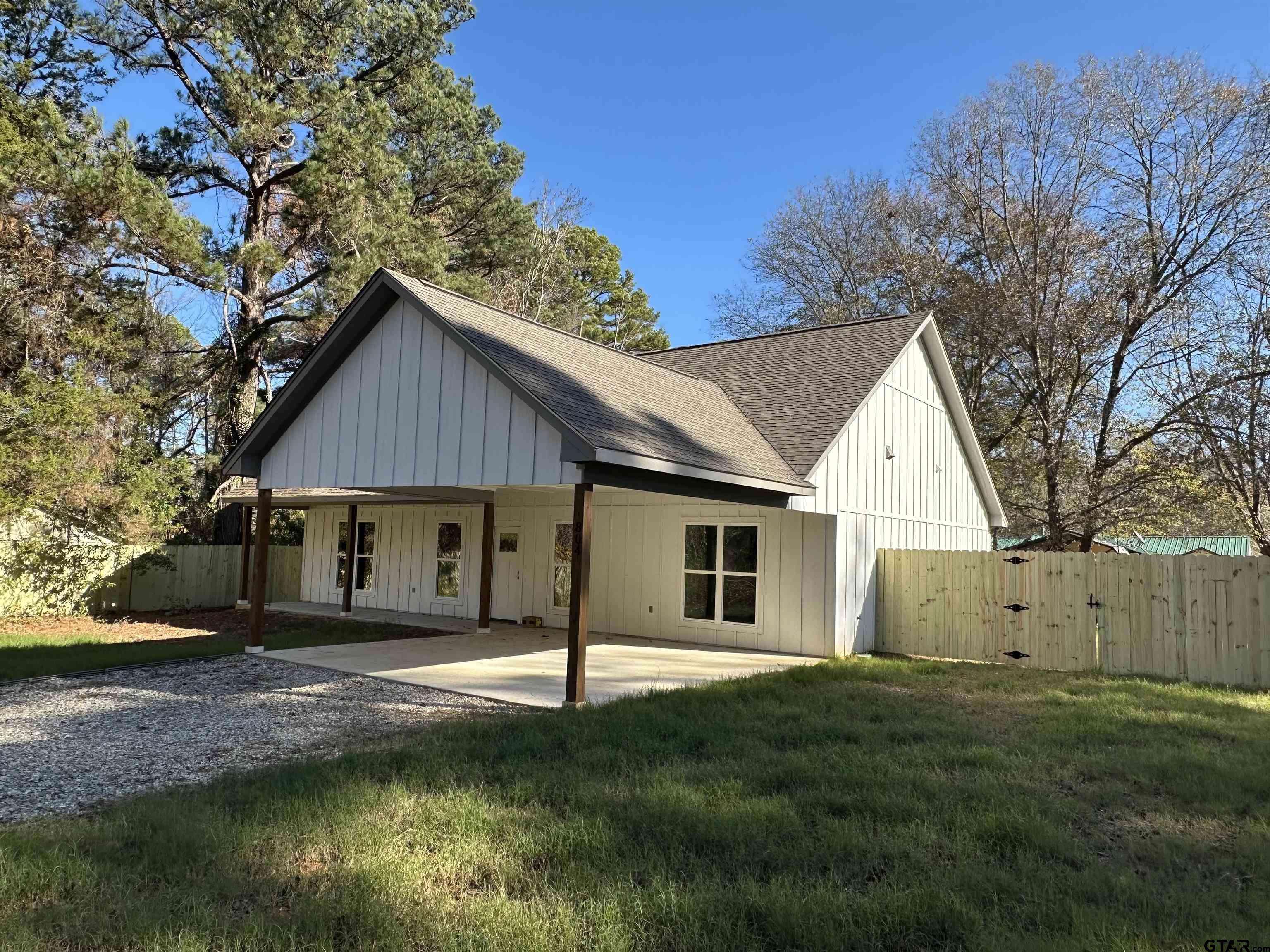804 East Side Drive, Quitman, TX 75783