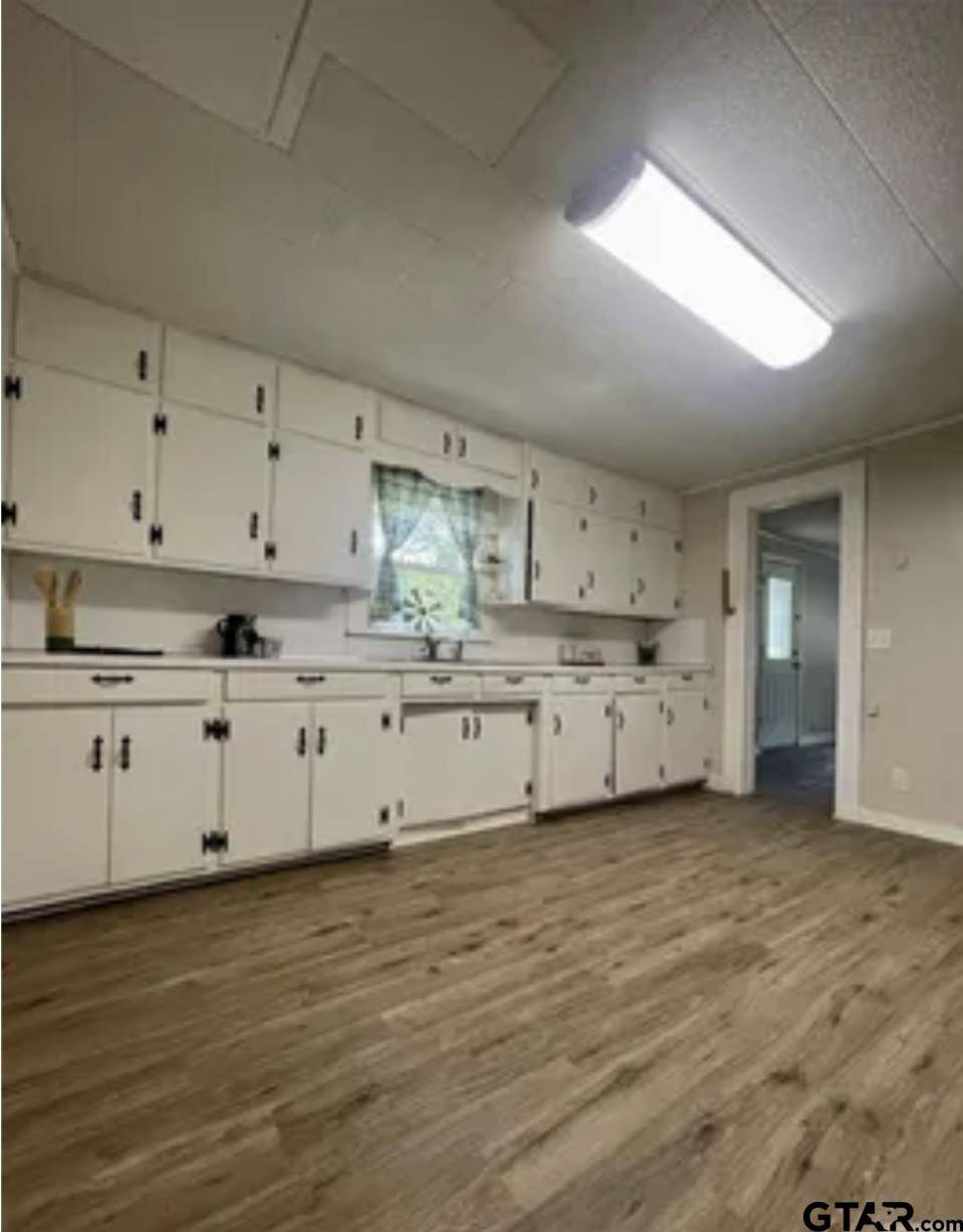 Maud, TX 75567,530 Birch St