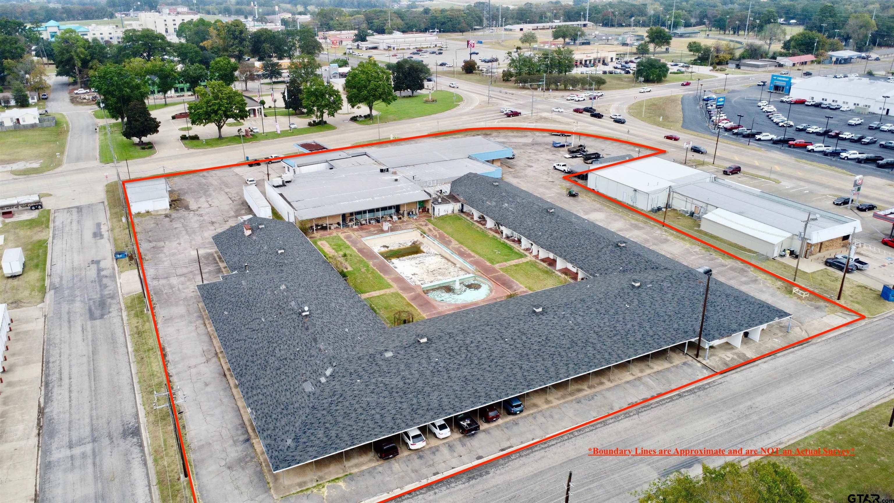 101 W 16TH, Mt Pleasant, TX 75455