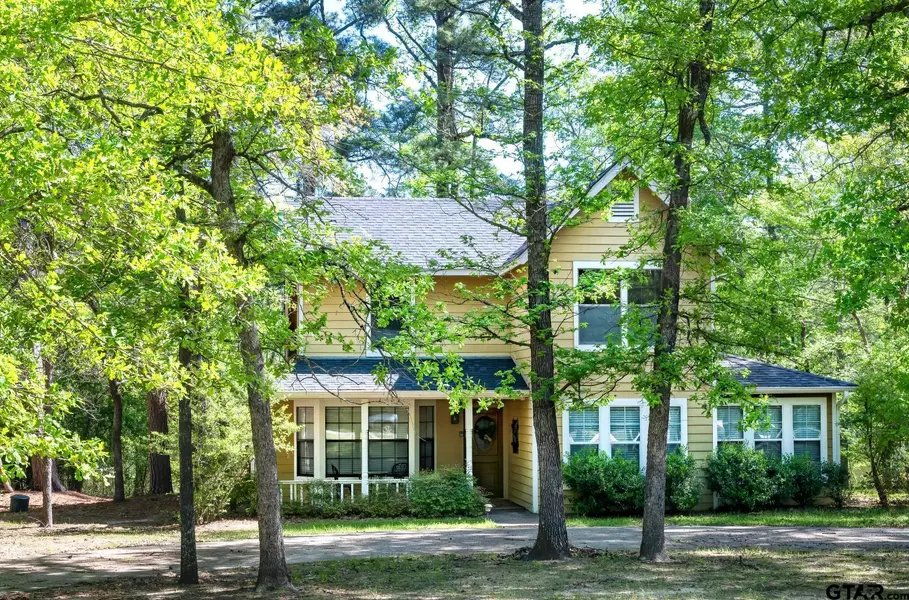 154 Pine Glen, Holly Lake Ranch, TX 75765