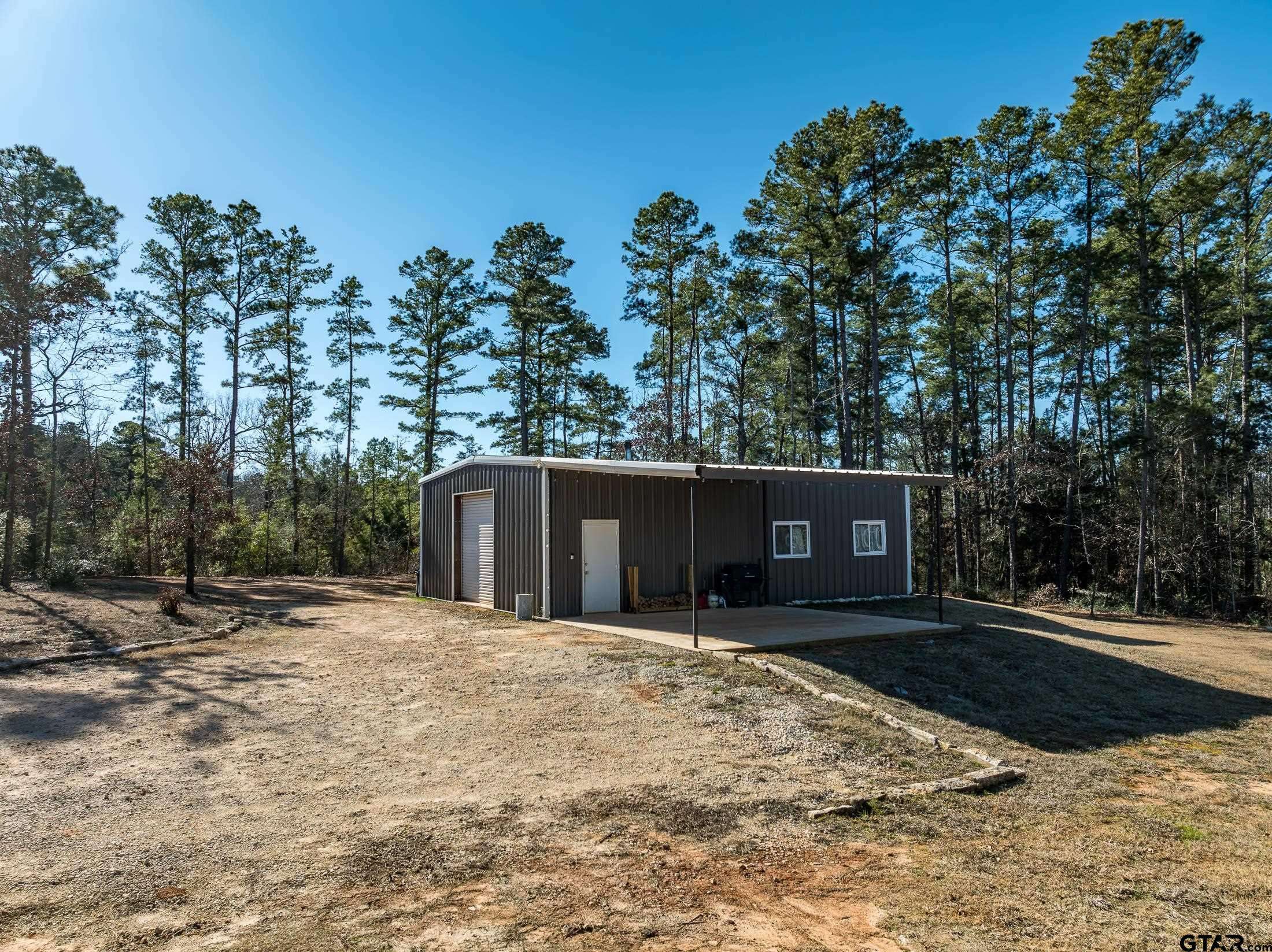 Elkhart, TX 75839,346 ACR 1406