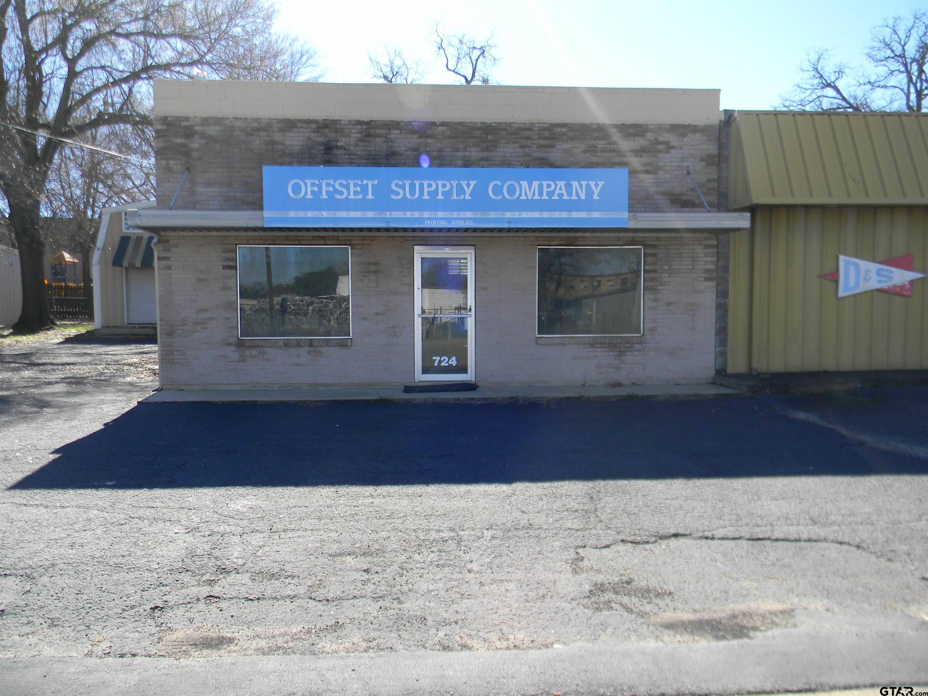 Tyler, TX 75702,724 W Elm  1500 Sq Ft