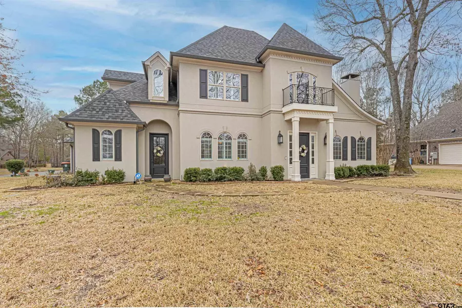 4351 Lazy Creek Dr, Tyler, TX 75707