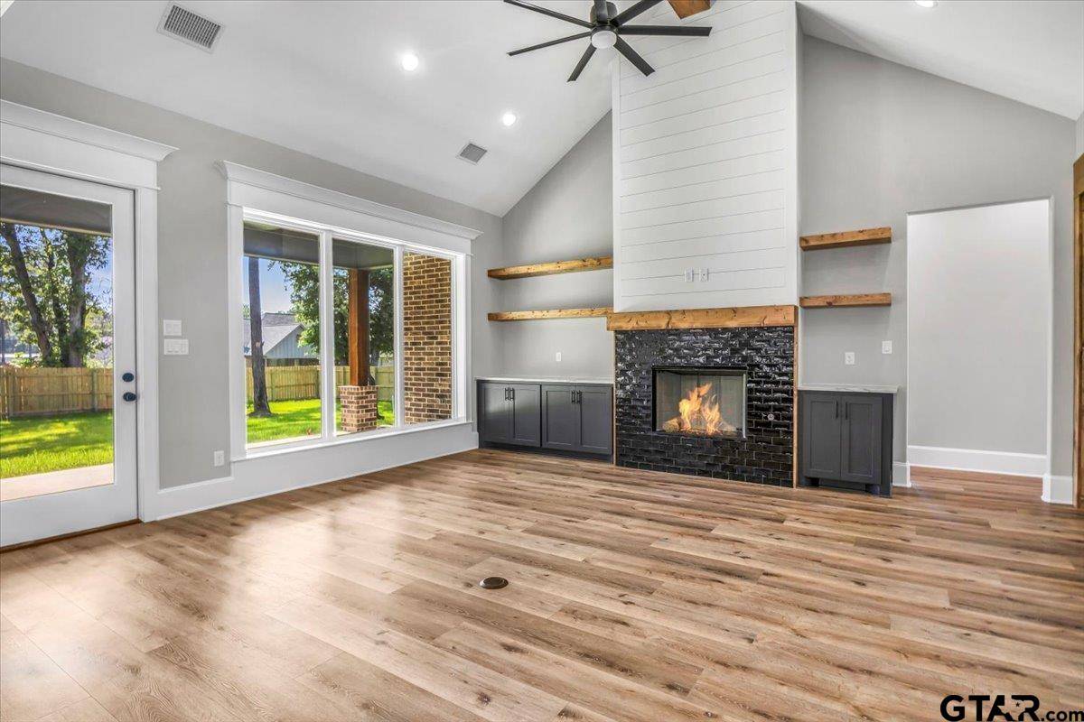 Tyler, TX 75706,14848 Woodland Creek Dr