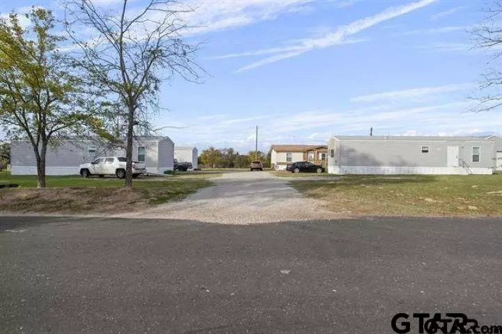 11472 CR 152 Unit A, Bullard, TX 75757