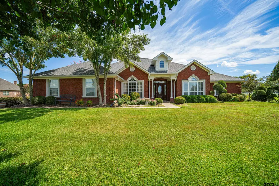 1022 High Meadow Drive, Mt Vernon, TX 75457
