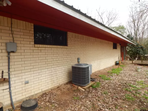 Gilmer, TX 75644,2231 W STATE HWY 154