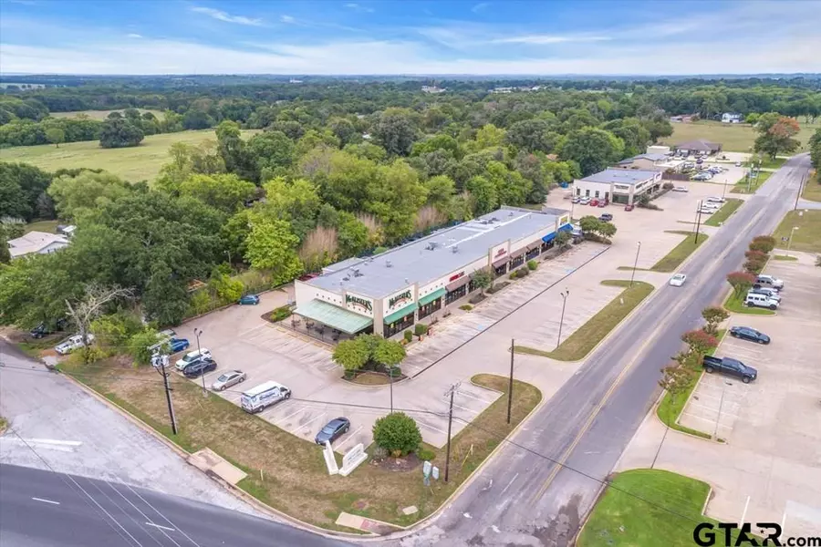 220 CRESTWAY UNIT 108, Athens, TX 75751