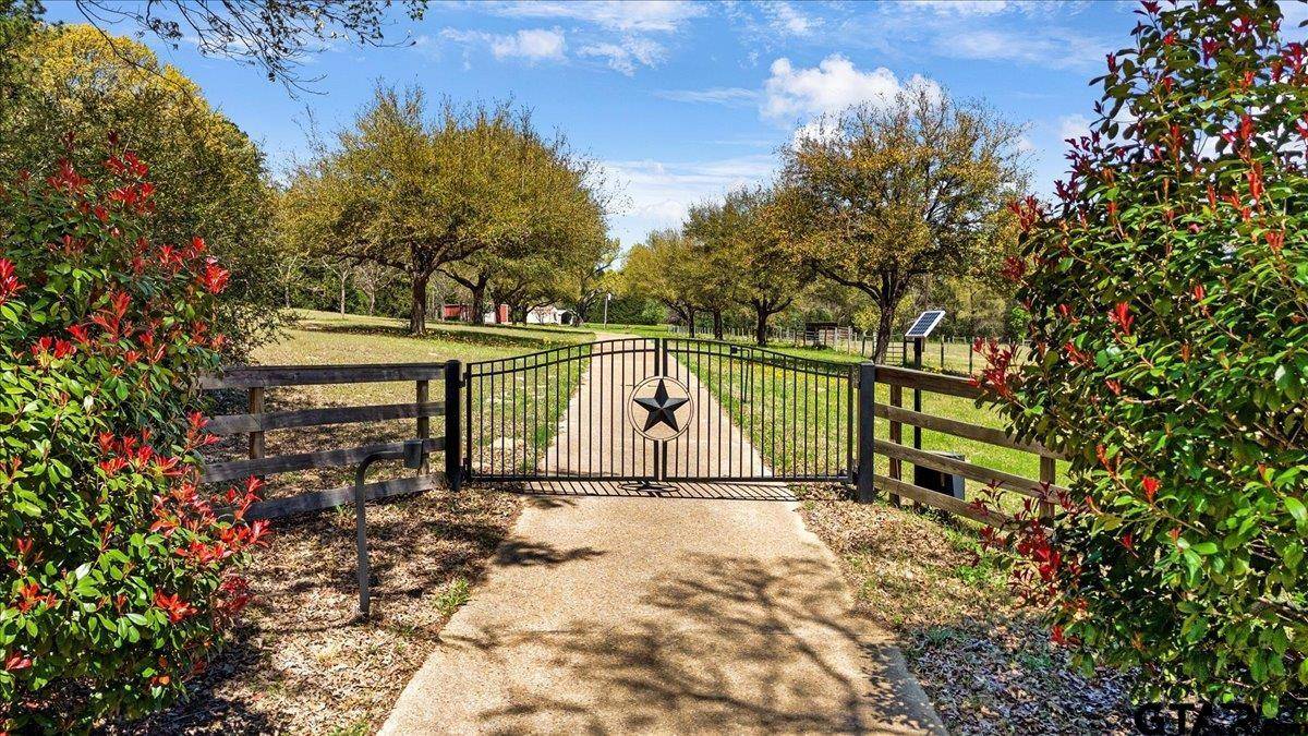 13041 Yarbrough Ln, Troup, TX 75789