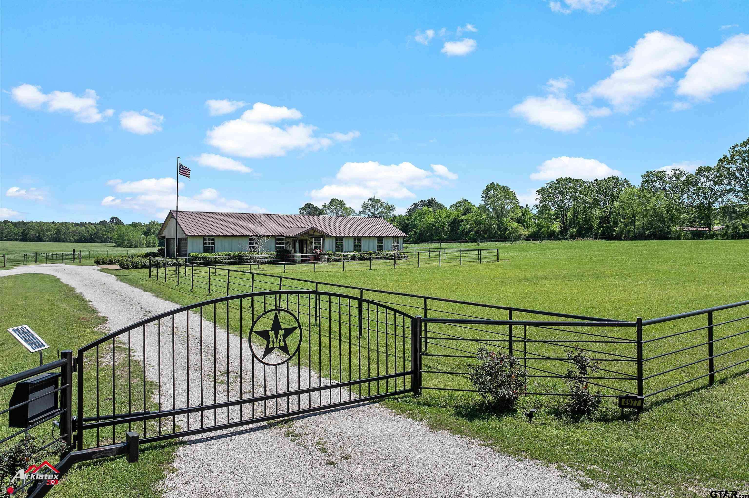 4977 FM 1798, Laneville, TX 75667