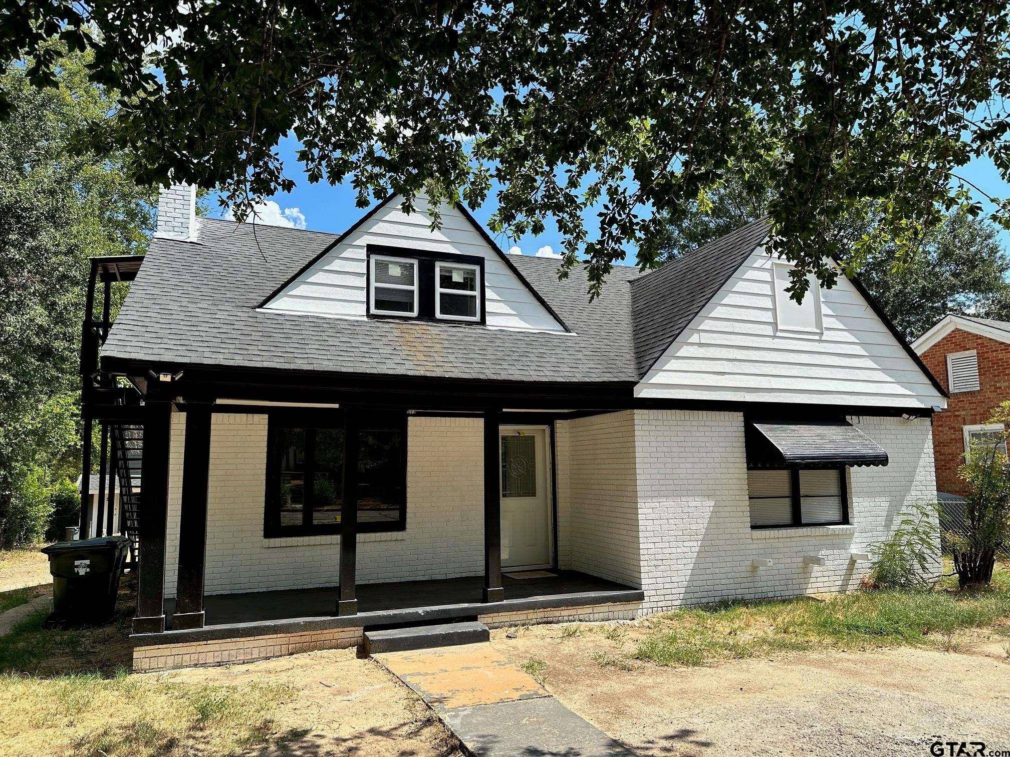 1511 Summit, Tyler, TX 75701