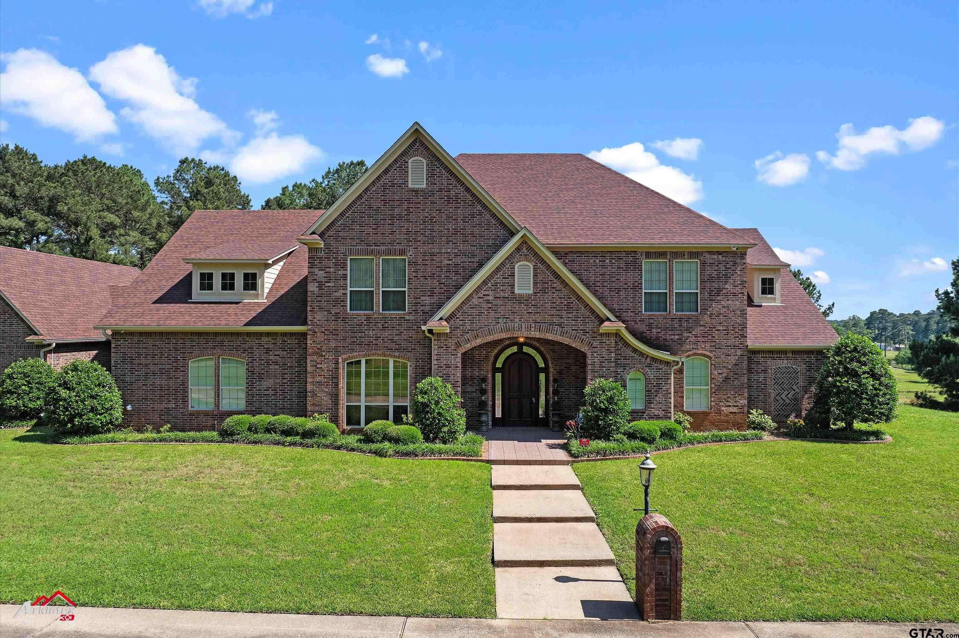 Henderson, TX 75652,1360 E Main Street