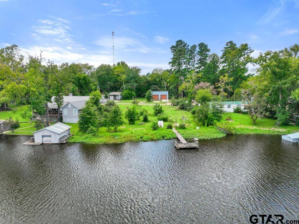 20034 Northside Dr, Winona, TX 75792