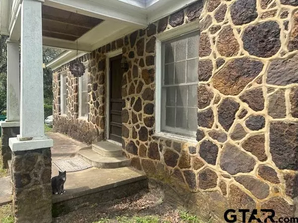 Palestine, TX 75803,109 Lynch St.
