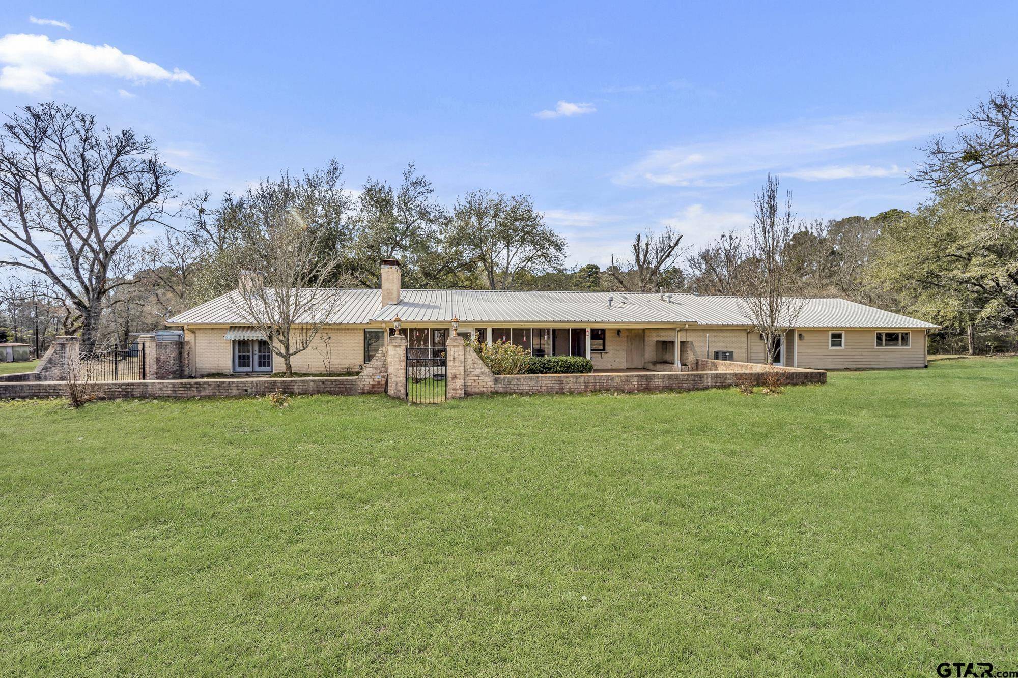 386 FM 1711, Jacksonville, TX 75766