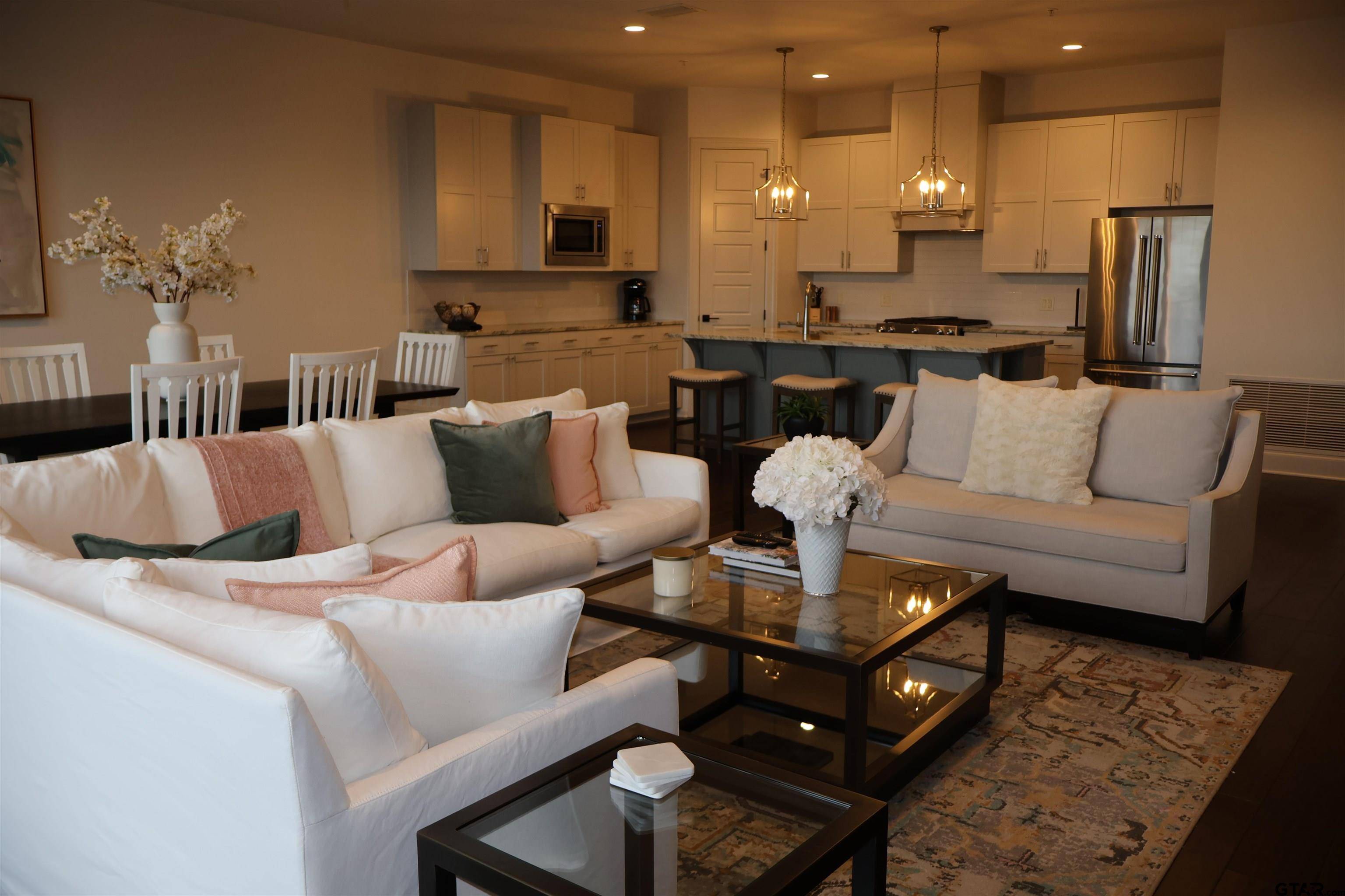 2981 Crest Ridge Dr. Unit 12, Tyler, TX 75703