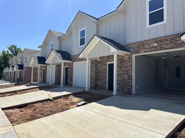 Lindale, TX 75771,500 Mt. Sylvan St.