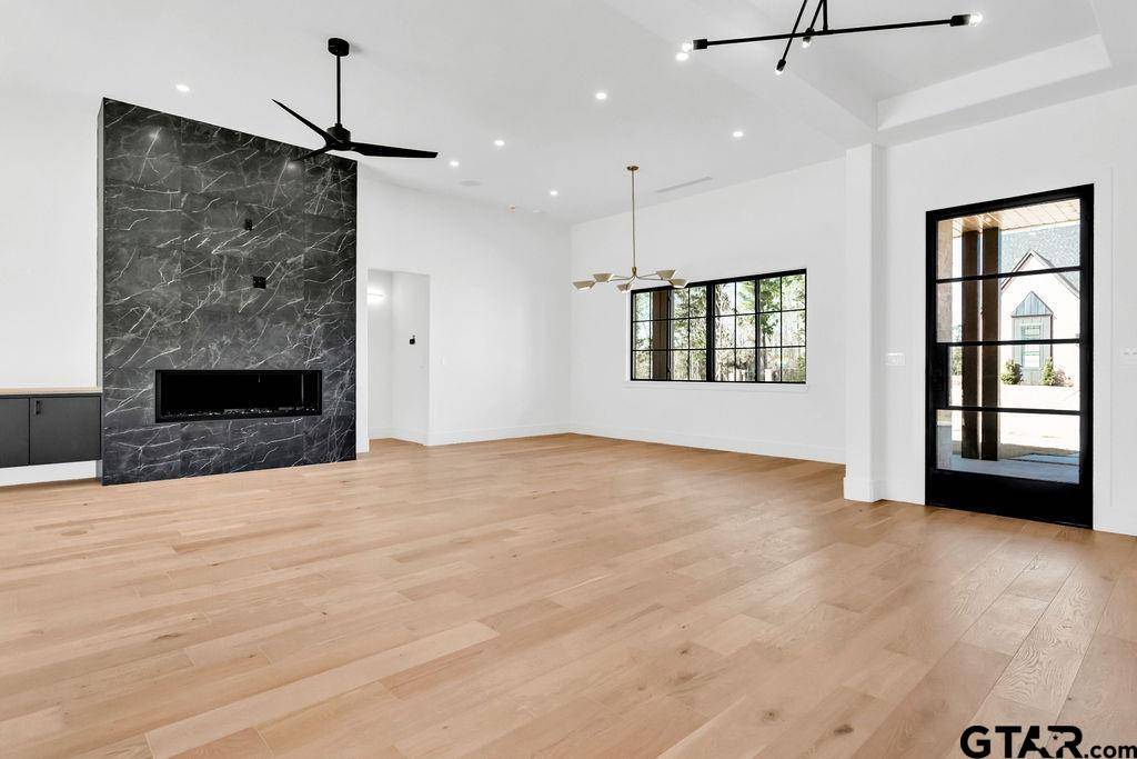 Tyler, TX 75703,1596 Maple Circle