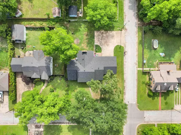 Gilmer, TX 75644,1101 N Bledsoe St