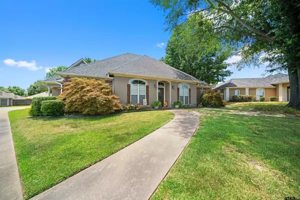 White Oak, TX 75693,2 Pettit Circle