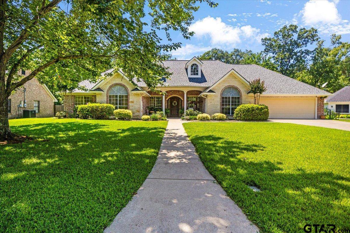 909 Univerity, Carthage, TX 75633
