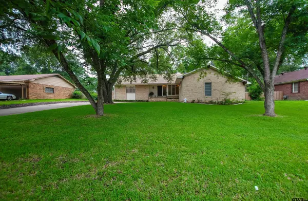 Jacksonville, TX 75766,903 Kelly St