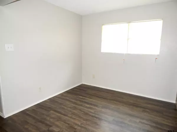 Winona, TX 75792,16332 CR 358