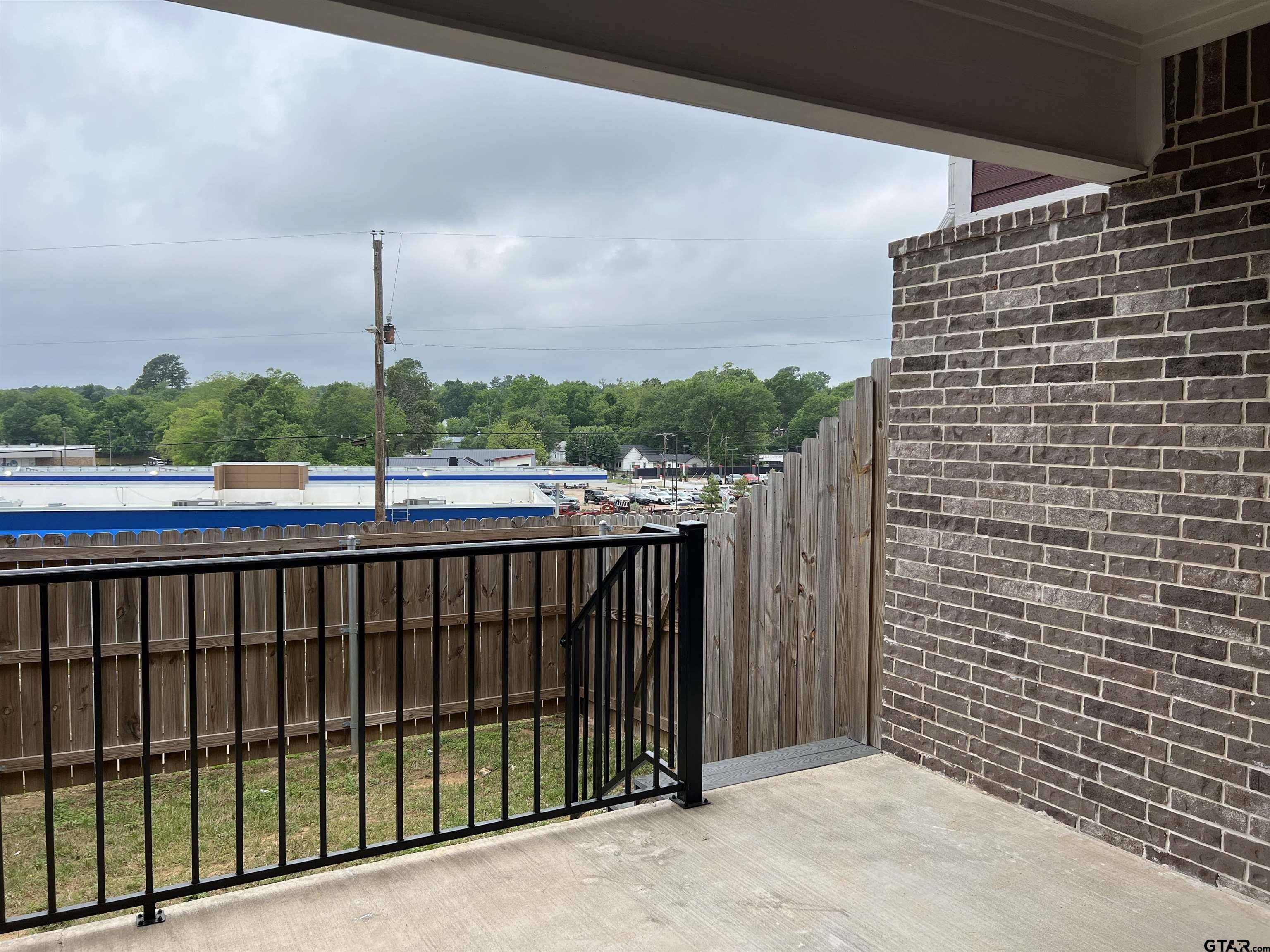 Tyler, TX 75701,1655 S Kennedy Ave - 602