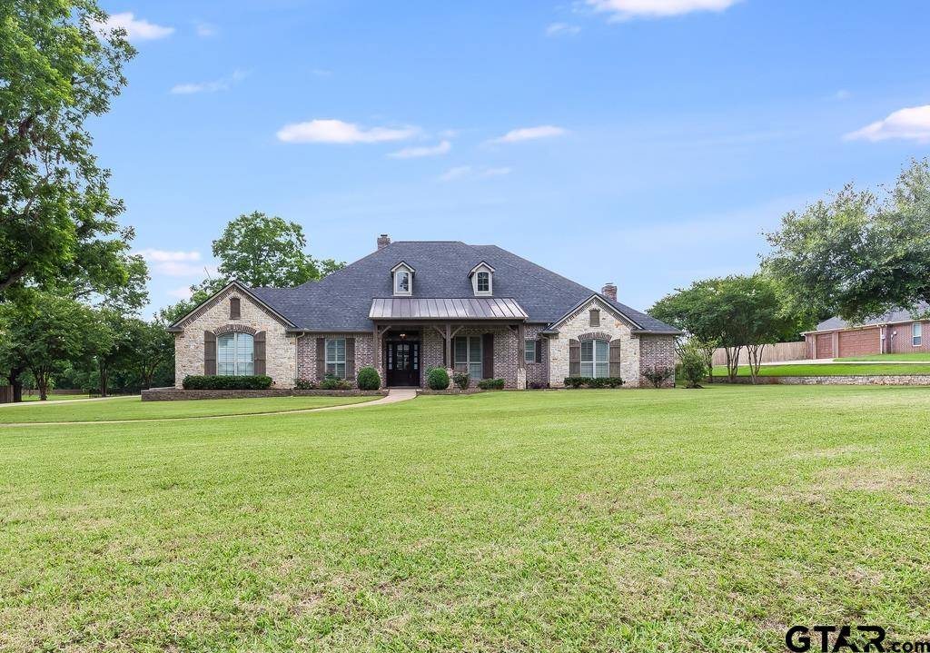 108 Pecan Valley Dr, Bullard, TX 75757