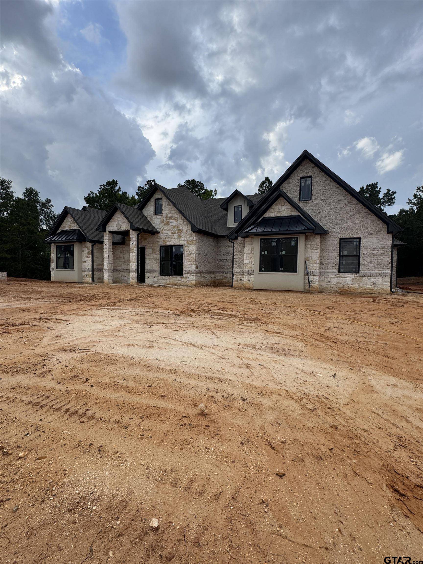 12342 Oak Grove Dr., Tyler, TX 75706