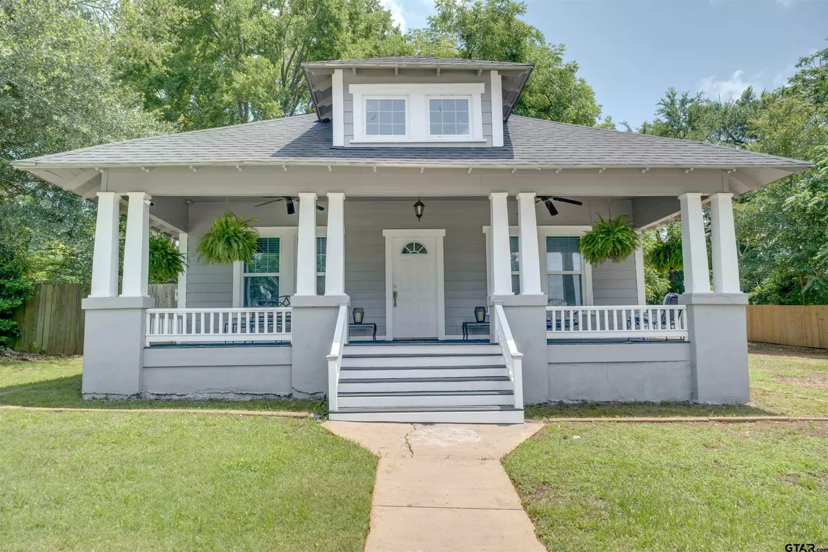 Palestine, TX 75801,518 E Reagan