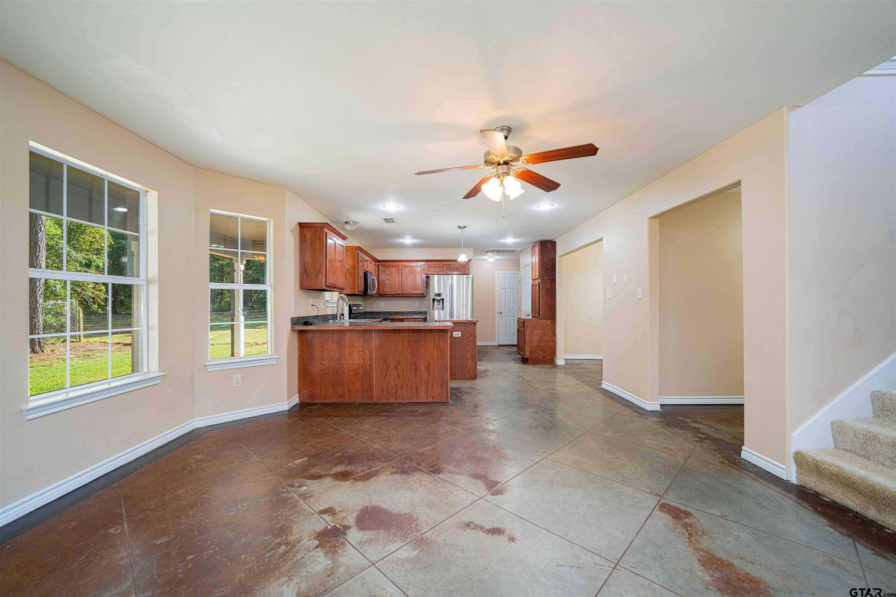 Hallsville, TX 75650,827 Collins Rd