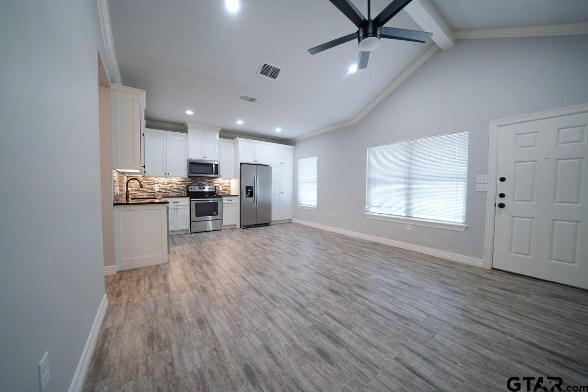 Tyler, TX 75702,608 W Morris