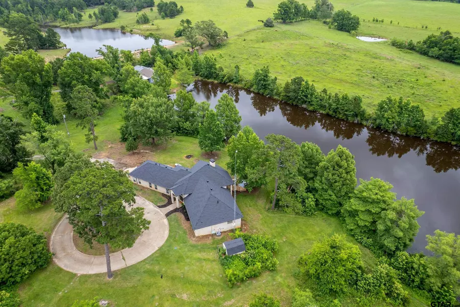 293 County Road 2768, Mineola, TX 75773