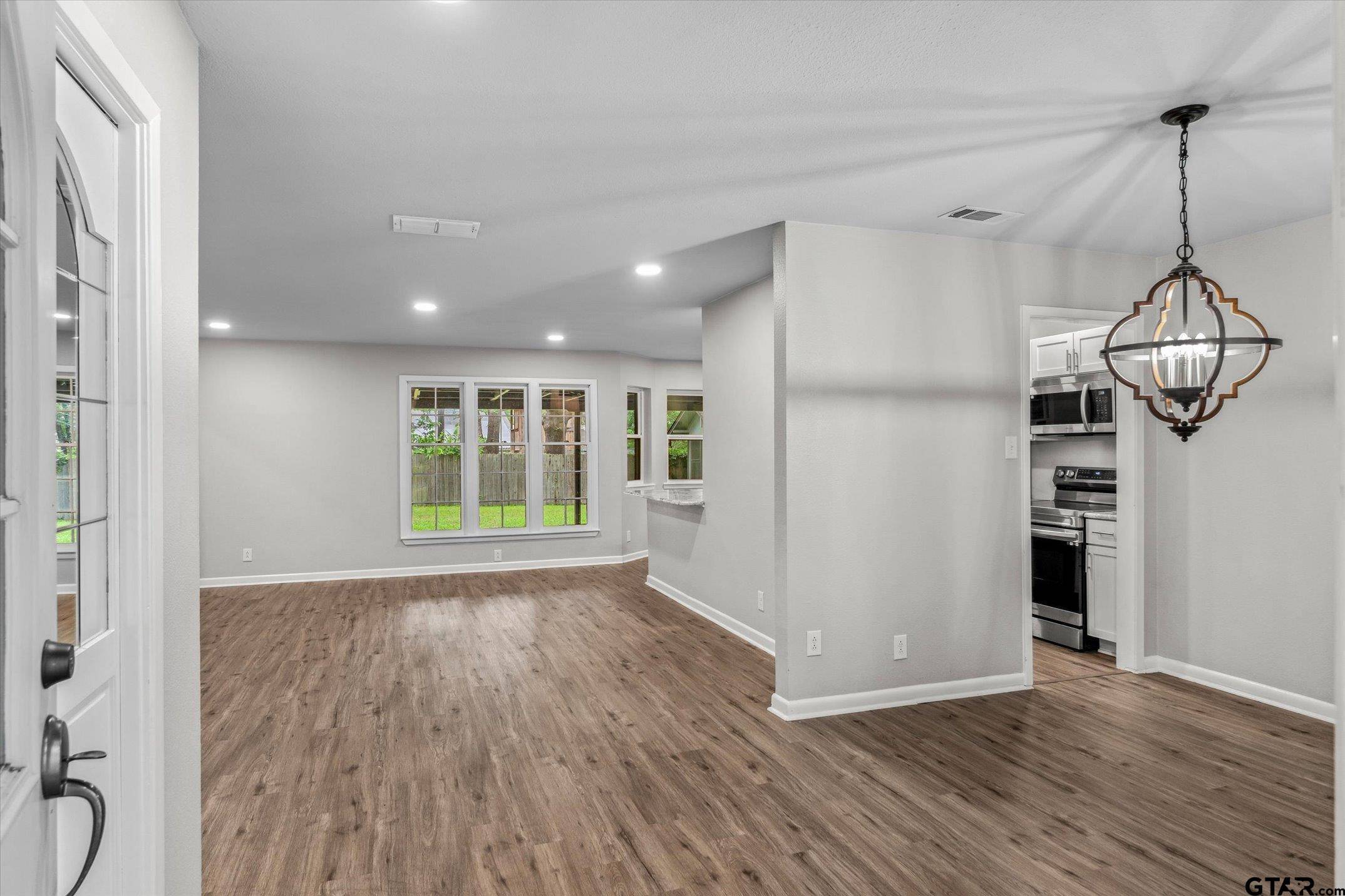 Athens, TX 75751,1004 Bunny Rabbit Rd