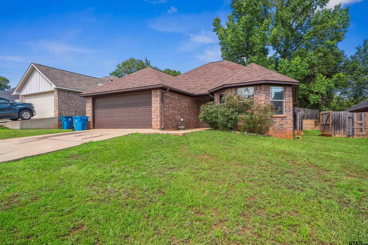Troup, TX 75789,414 Tara Ln.