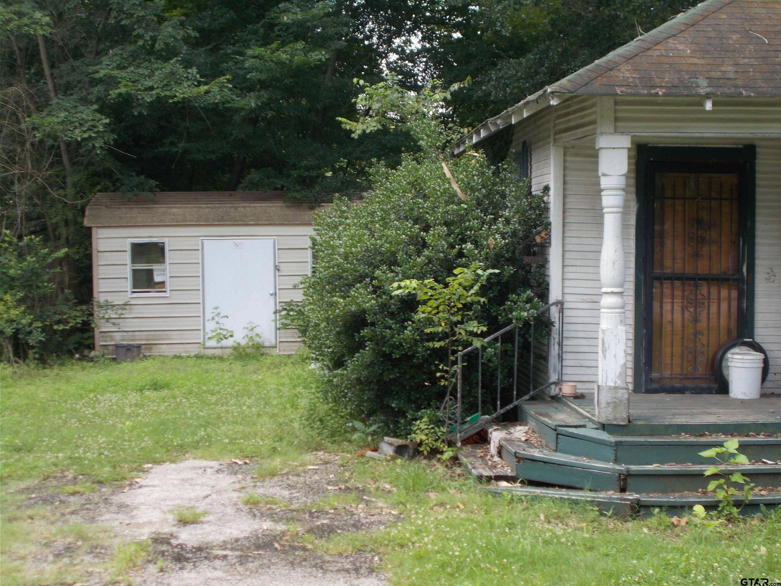 Mineola, TX 75773,407 W Patten