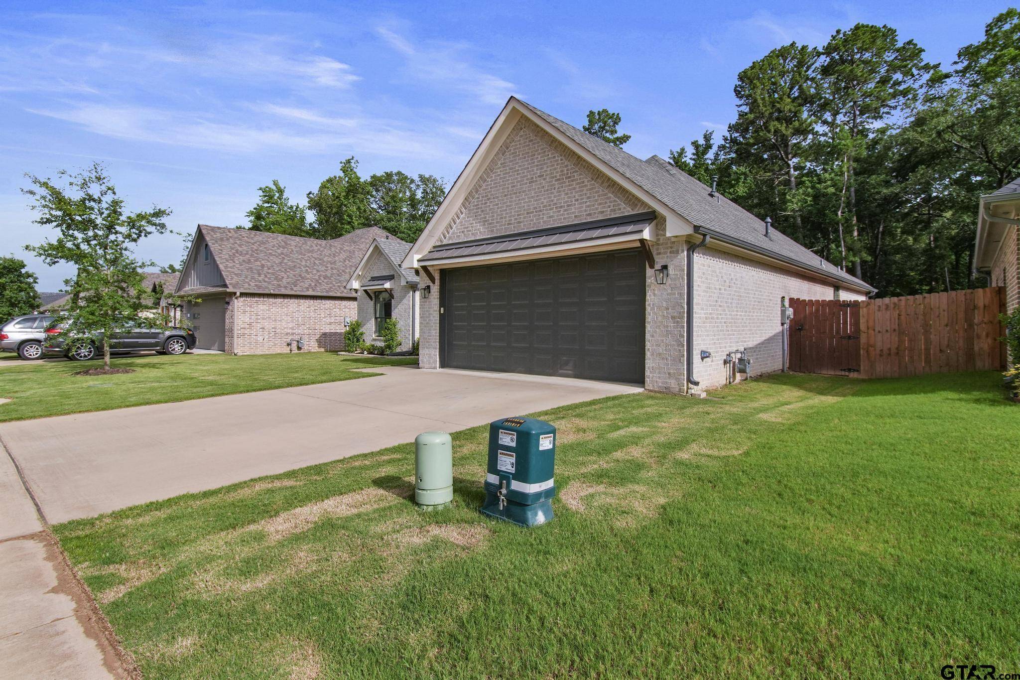 Tyler, TX 75703,9119 Long Branch