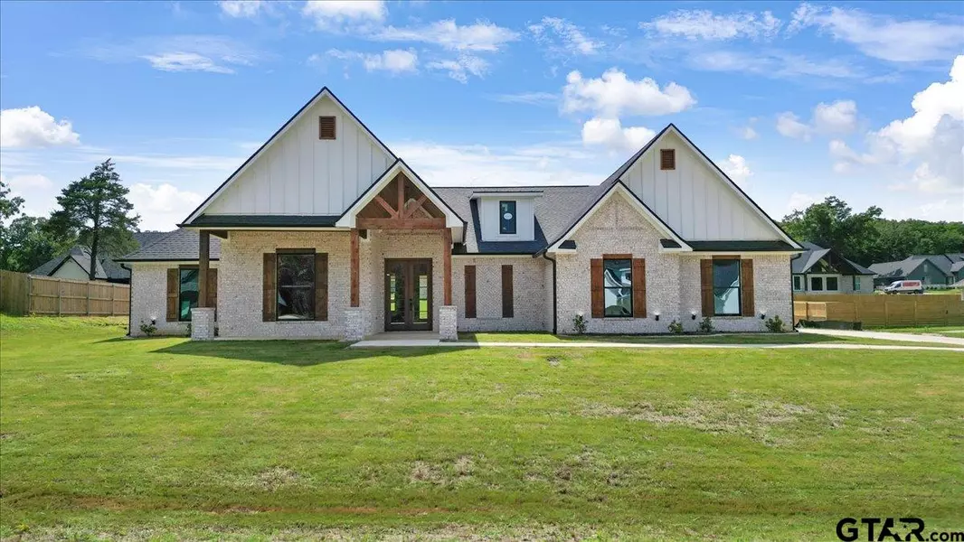 14604 Woodland Creek, Lindale, TX 75706