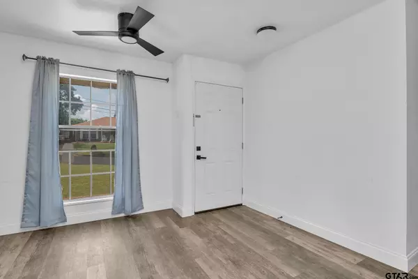 Tyler, TX 75701,1523 Austin Dr.