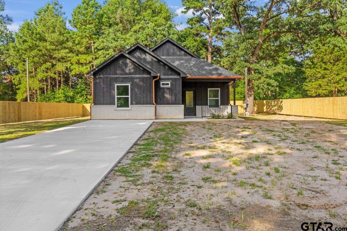 Jacksonville, TX 75766,175 County Road 4114