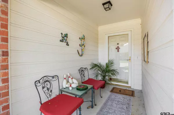 Tyler, TX 75703,5401 Hollytree Drive #2703
