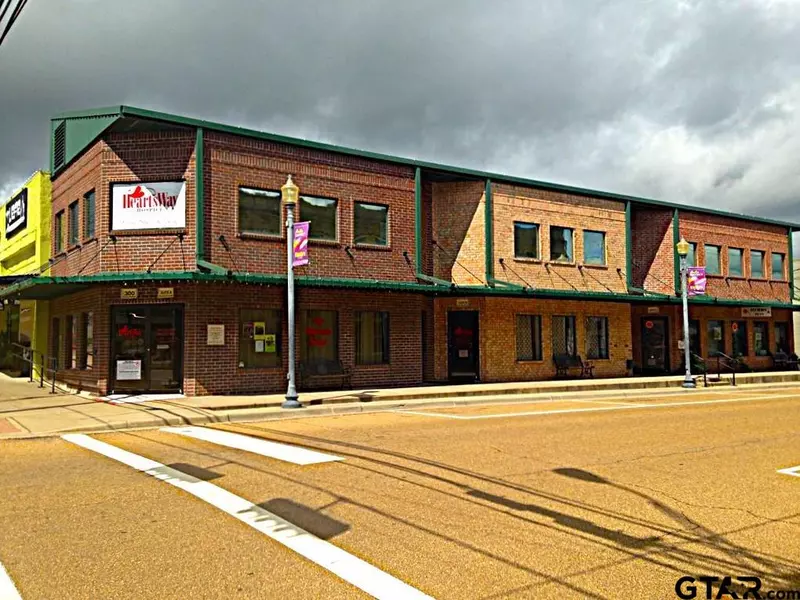 300 N Main Street, Winnsboro, TX 75494