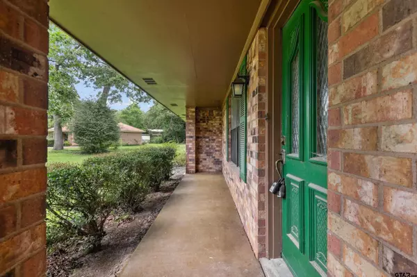 Grapeland, TX 75844,239 CR 2335