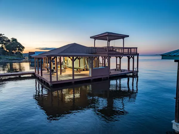 Frankston, TX 75763,22551 Pine St